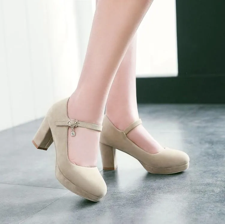 Women closed toe pendant buckle strap chunky heels