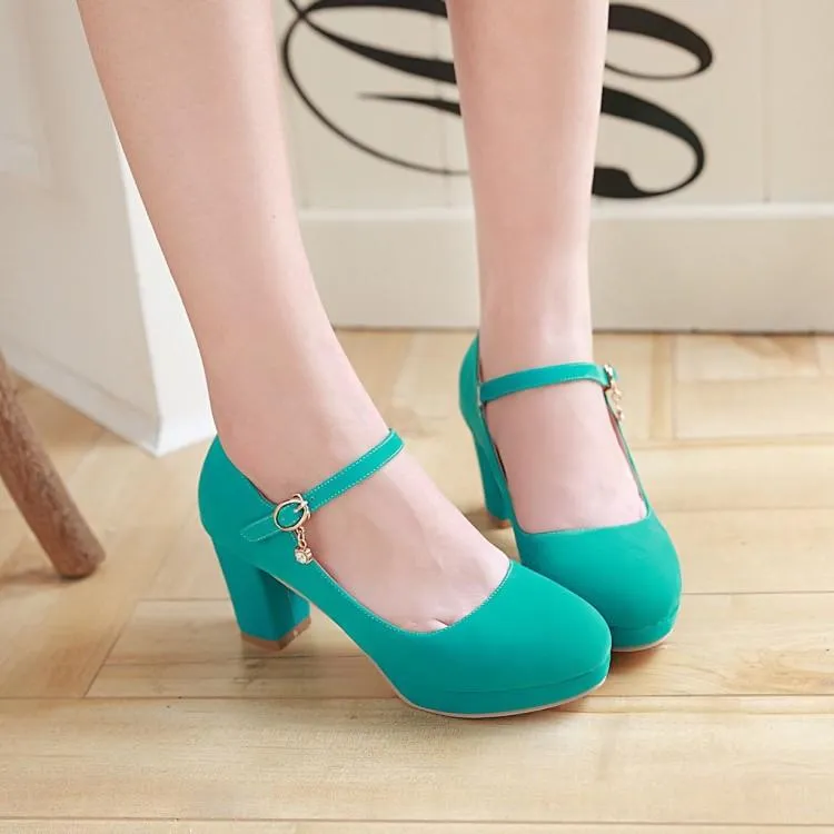 Women closed toe pendant buckle strap chunky heels