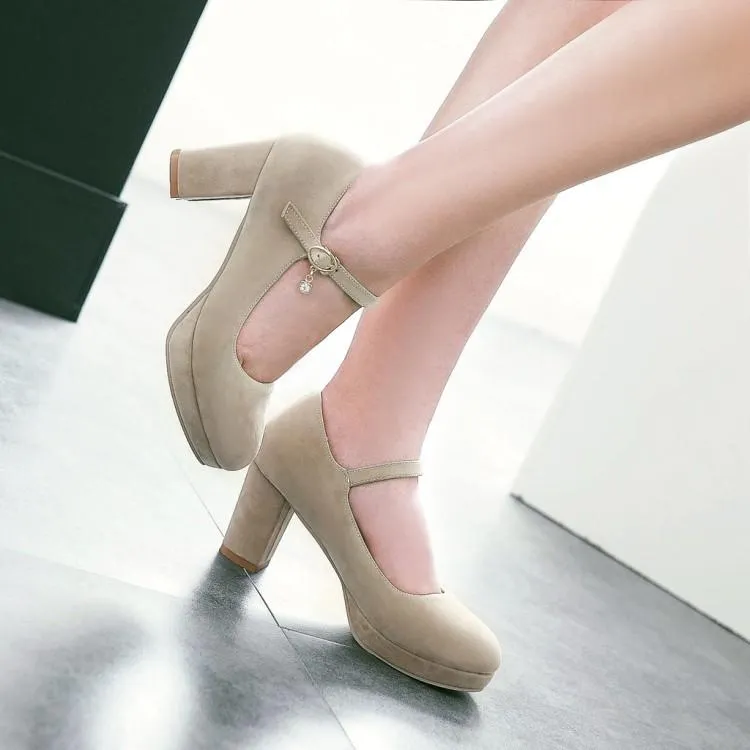 Women closed toe pendant buckle strap chunky heels